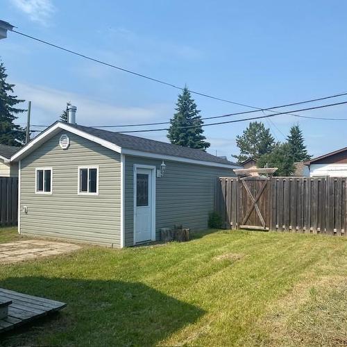 720 First Street E, Geraldton, ON 