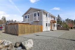787 Stanhope Rd  Parksville, BC V9P 0C7