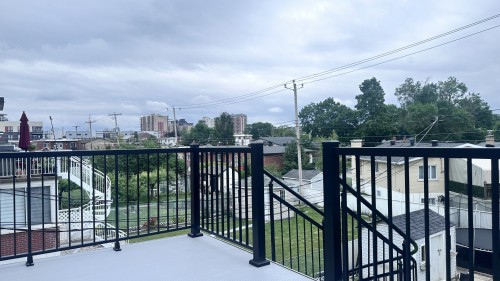 Balcon - 8120 Rue Comtois, Montréal (Saint-Léonard), QC - Outdoor