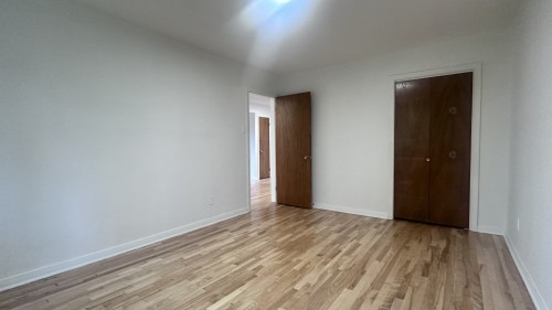 Chambre à coucher - 8120 Rue Comtois, Montréal (Saint-Léonard), QC - Indoor Photo Showing Other Room