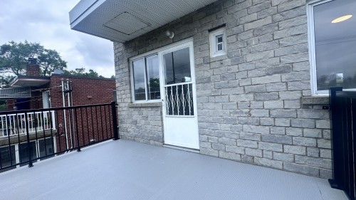 Balcon - 8120 Rue Comtois, Montréal (Saint-Léonard), QC - Outdoor With Exterior