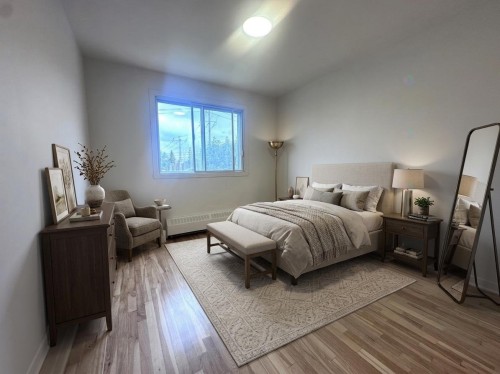 Chambre à coucher - 8120 Rue Comtois, Montréal (Saint-Léonard), QC - Indoor Photo Showing Bedroom