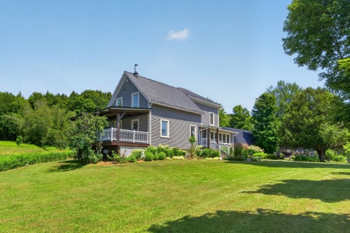 Front of Structure - 101 Ch. Soles, Lac-Brome, QC - Outdoor
