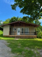 100 Rue Sylvain  Saint-Calixte, QC J0K 1Z0
