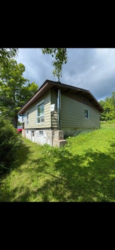 Face arrière - 100 Rue Sylvain, Saint-Calixte, QC 