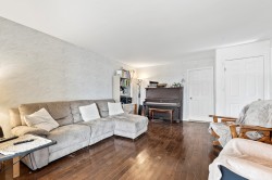 Salon - 