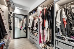Closet - 