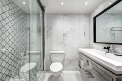 Master Bathroom - 