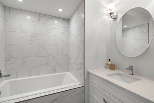 Salle de bains - 114 Rue Kimpton, Rigaud, QC 