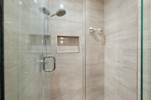 Salle de bains attenante à la CCP - 114 Rue Kimpton, Rigaud, QC 