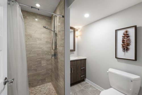 Salle de bains - 114 Rue Kimpton, Rigaud, QC 
