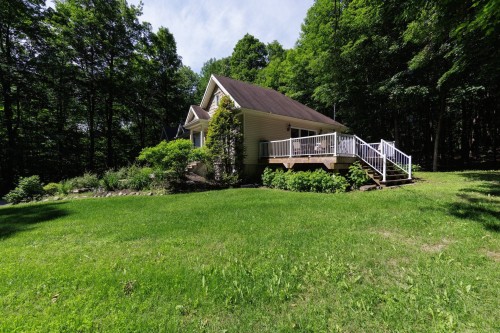 Cour - 114 Rue Kimpton, Rigaud, QC 
