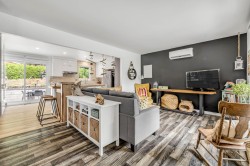 Salon - 