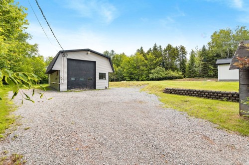 Garage - 76 465E Avenue, Saint-Hippolyte, QC 