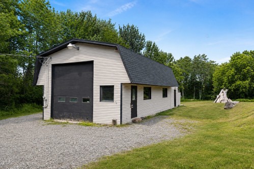 Garage - 76 465E Avenue, Saint-Hippolyte, QC 