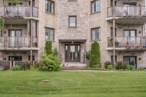 Front of Structure - 3-2470 Boul. Bastien, Québec (La Haute-Saint-Charles), QC - Outdoor With Facade