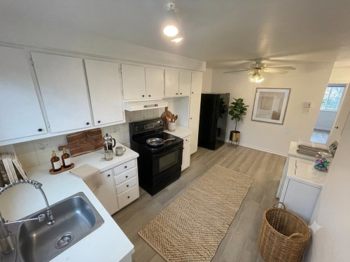Kitchen - 5692 Av. Charlemagne, Montréal (Rosemont/La Petite-Patrie), QC - Indoor Photo Showing Kitchen