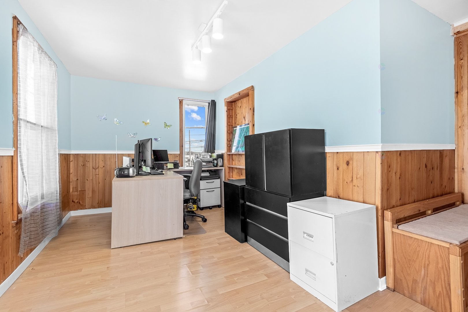 Image 1