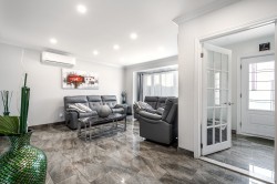 Salon - 