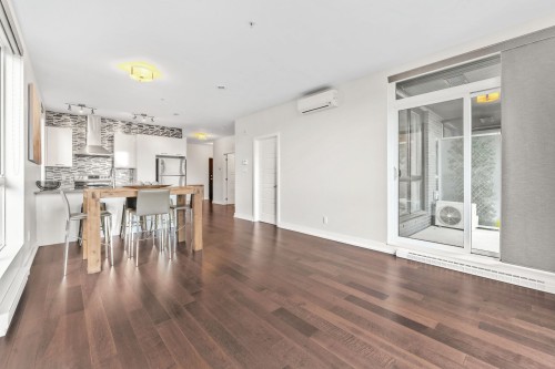Living Room - 304-420 19E Avenue, Montréal (Lachine), QC - Indoor Photo Showing Dining Room