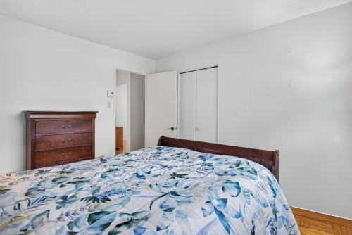 Chambre à coucher - 37 Rue De Cherbourg, Kirkland, QC - Indoor Photo Showing Bedroom