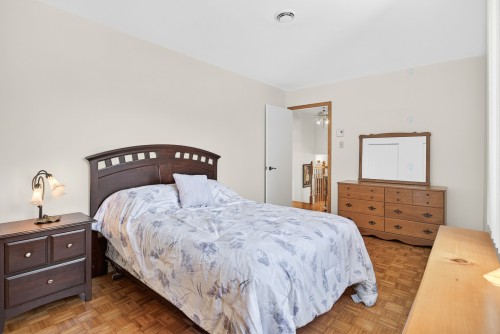Chambre à coucher - 37 Rue De Cherbourg, Kirkland, QC - Indoor Photo Showing Bedroom