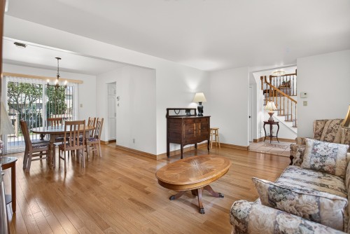 Salon - 37 Rue De Cherbourg, Kirkland, QC - Indoor Photo Showing Living Room