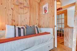 Bedroom - 