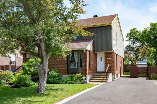 1885 Crois. Tourangeau  Brossard, QC J4W 3H8