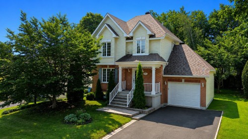 1912 Rue de Bordeaux  Saint-Jérôme, QC J5L 2R3