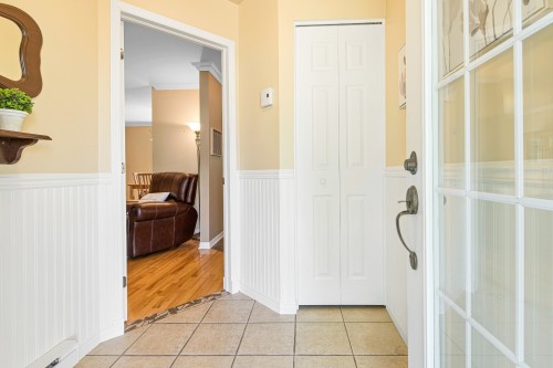 Hall d'entrée/Vestibule - 1912 Rue De Bordeaux, Saint-Jérôme, QC 