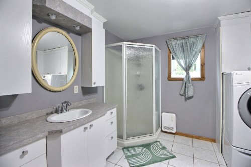 Salle de bains - 212 Route 111, Trécesson, QC 
