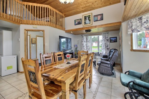 Salle à manger - 212 Route 111, Trécesson, QC 