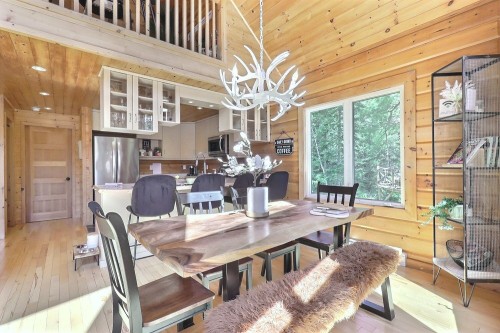 Salle à manger - 21 Rue Fred, Saint-Côme, QC 