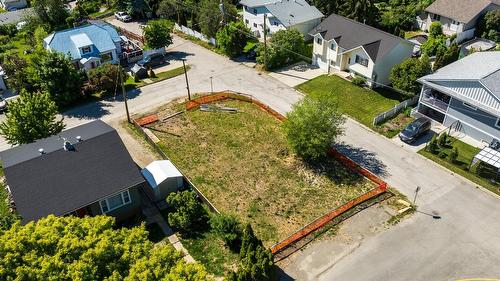 520 8Th Avenue, Creston, BC 