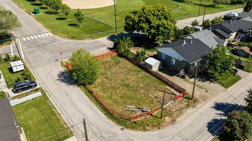 520 8Th Avenue, Creston, BC 