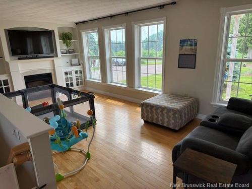 12 Glenvale Rd, Petitcodiac, NB 