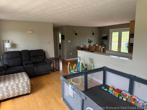 12 Glenvale Rd, Petitcodiac, NB 