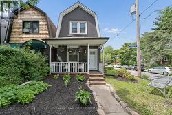 16 CASSELS AVENUE Toronto, ON M4E 1X8