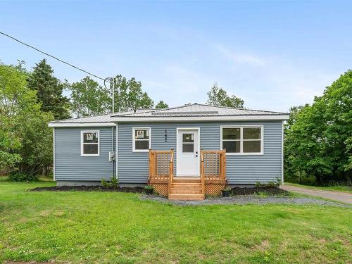 162 Sixth Street  New Glasgow, NS B2H 1B5