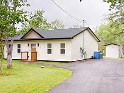 18 Old Mines Road  Mount Uniacke, NS B0N 1Z0