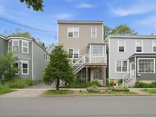 6279 Yale Street  Halifax, NS B3L 1C9