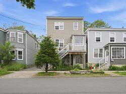 6279 Yale Street  Halifax, NS B3L 1C9