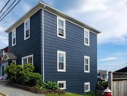 268 Montague Street Lunenburg, NS B0J 2C0