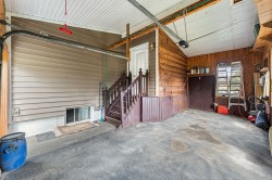 Garage - 