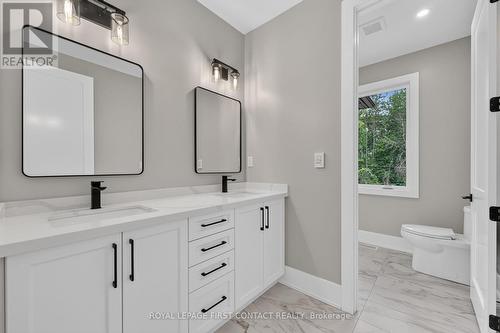 Shared Bath - 929 7Th Line, Innisfil, ON 