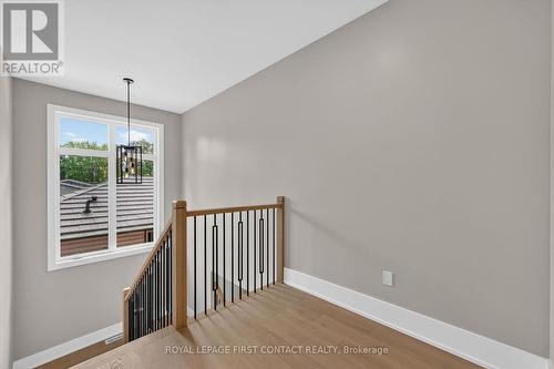 Stairway - 929 7Th Line, Innisfil, ON 