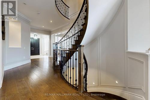 24 Bluff Trail, King, ON 