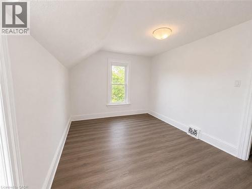 62 Samuelson Street, Cambridge, ON - Indoor Photo Showing Other Room