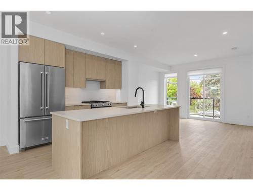 1455 Cara Glen Court Unit# 132  Kelowna, BC V1V 3B8